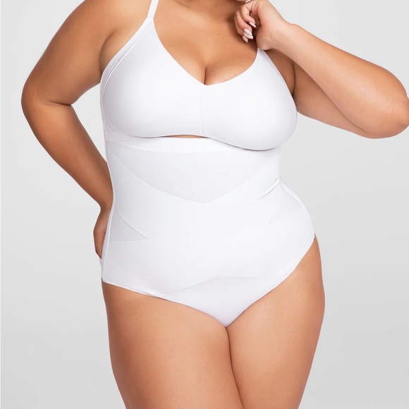 NEW-Honeylove‎ SuperPower Brief - Picture 1 of 8